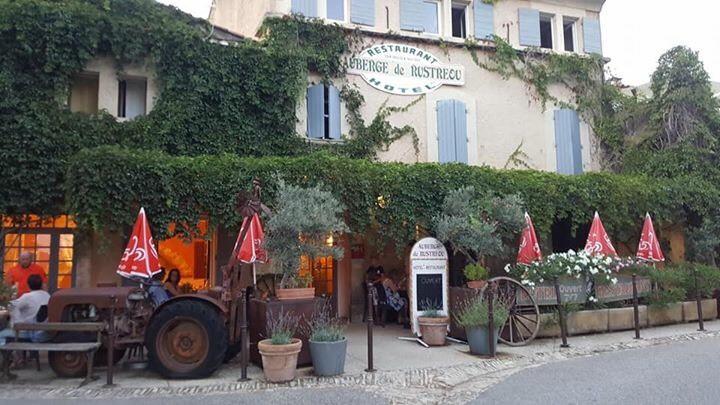Auberge De Rustreou Rustrel Bagian luar foto